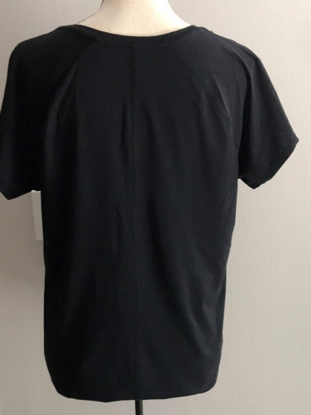Black Performance V‑Neck Casual Active Short Sleeve T‑Shirt